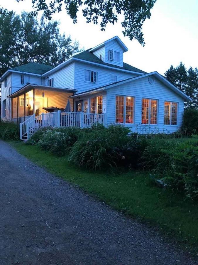 Gite Macdale B&B Paspebiac Exteriér fotografie